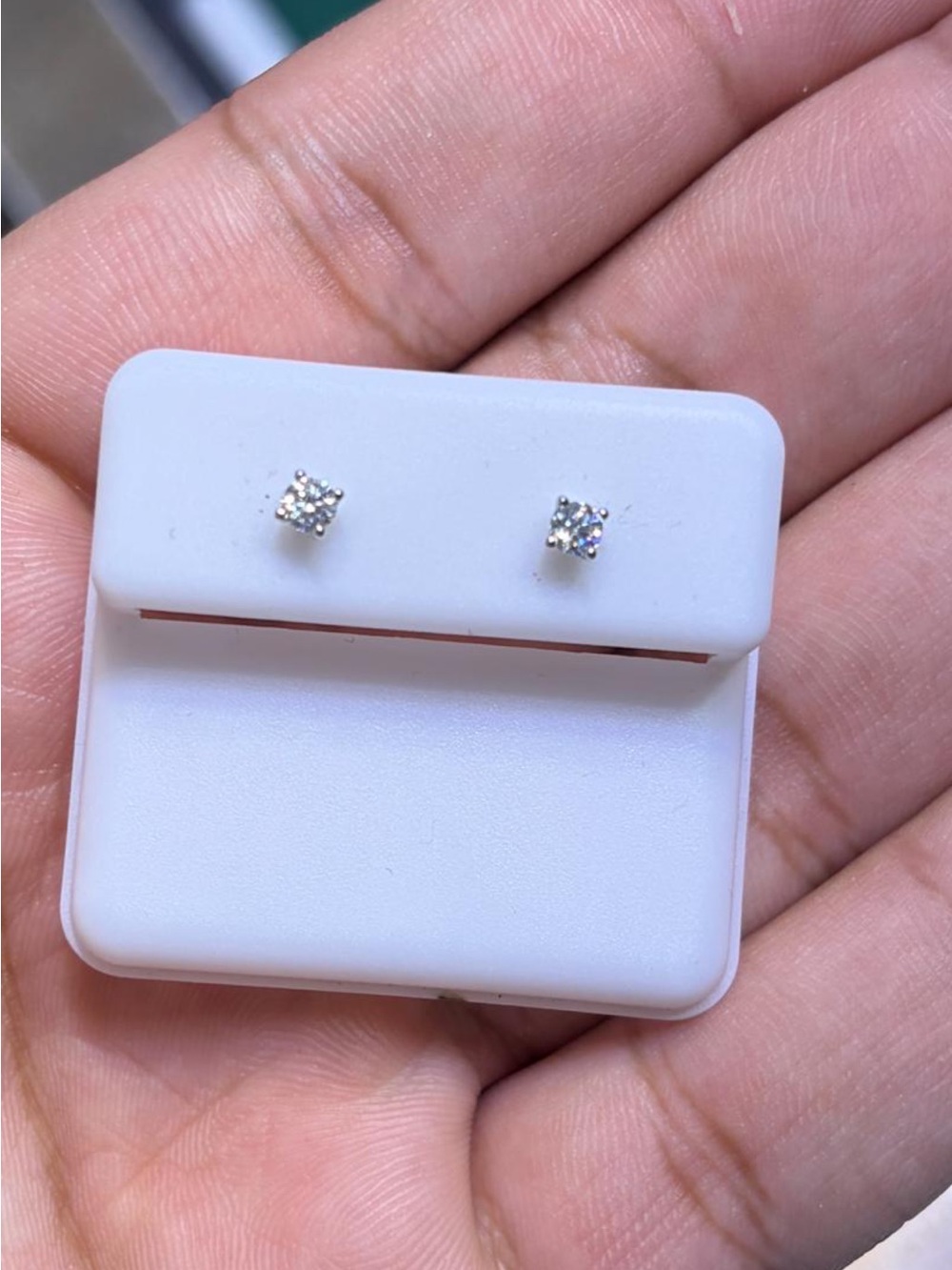 3mm Moissanite Stud Earrings